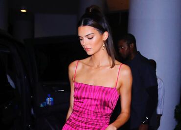 Kendall Jenner conquista Miami con diminuto vestido 'animal print'
