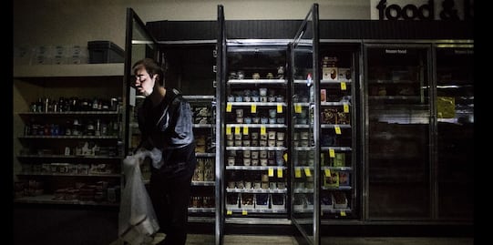 “Apagón” en California, para evitar incendios, afecta a casi un millón de personas