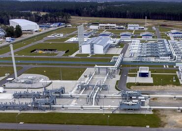 Alemania suspende gasoducto ruso-alemán Nord Stream 2