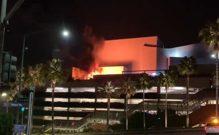 Las imágenes del incendio en Universal Studios Hollywood, en California