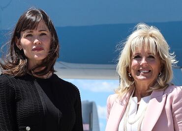 Jill Biden se alía con Jennifer Garner para promover vacunas en adolescentes