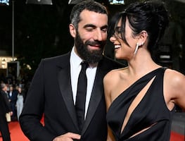 Dua Lipa sorprende con sensual vestido cut out junto a su nuevo novio en Cannes