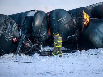 Descarrila tren con etanol en Raymond, Minnesota; ordenan evacuaciones masivas