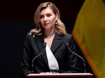 Primera dama de Ucrania posa para Vogue 'en la guerra' y desata polémica