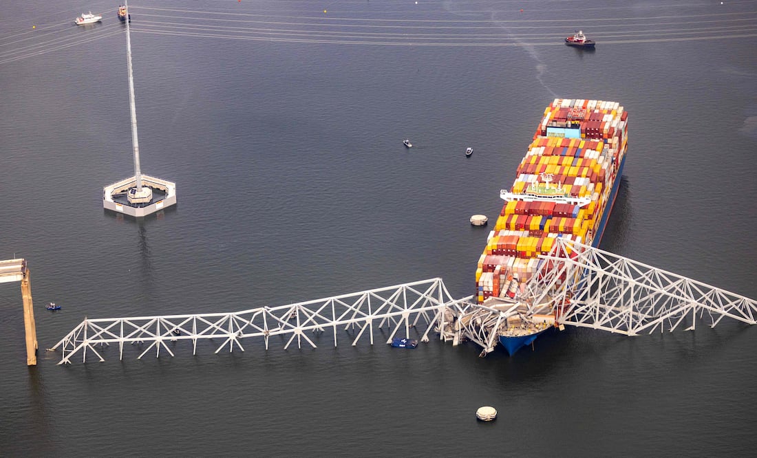 Puente en Baltimore: Buque que impactó puente sufrió fallo crítico antes del accidente. Foto: AFP / Tasos Katopodis