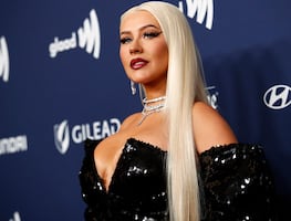 Christina Aguilera y el revelador vestido de agujetas con el brilló en Londres