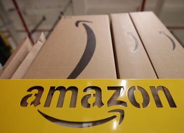 Ex gerente demanda a Amazon por discriminación racial y de género