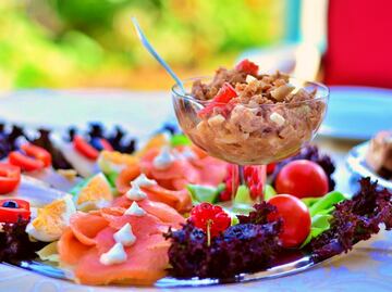 Alimentos que reducen el riesgo de desarrollar Alzheimer, según Harvard