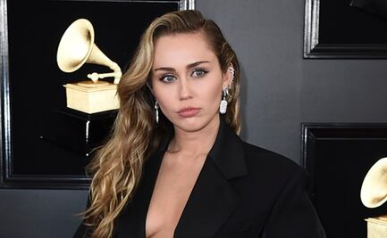 Miley Cyrus presume ‘abs’ y su rutina de ejercicio en redes