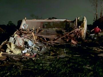 Tragedia en Estados Unidos: tormentas dejan 21 muertos y devastación en varios estados