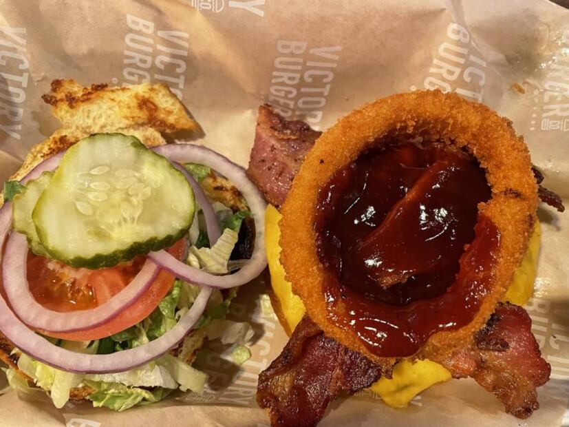 3 bares para ver deportes, divertirse y comer delicioso en Las Vegas 