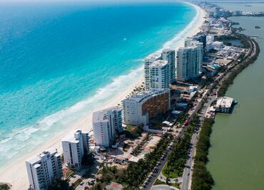 EU pide a sus ciudadanos no viajar a México en Semana Santa