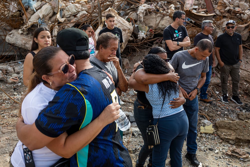 Venezuela niega reporte de sobrevivientes en La Guaira; pide no difundir rumores sobre el terremoto. Foto: EFE/ Miguel Gutiérrez
