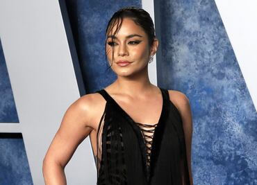 Vanessa Hudgens derrite con su bikini más diminuto para callar rumores de embarazo