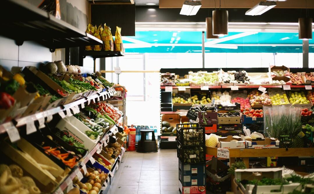 Walmart, fuera del top 10 de las tiendas favoritas en Estados Unidos | Imagen: canva