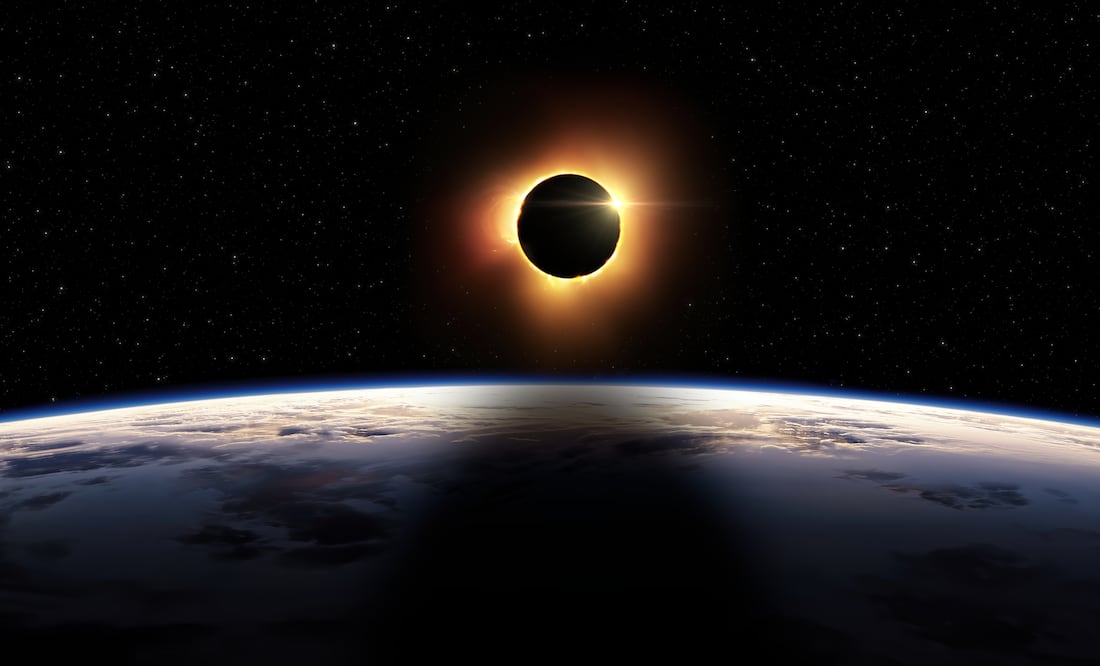 A pocas horas de que inicie el eclipse solar que oscurecerá a América Foto: iStock/Pitris