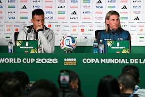 Ecuador estalla tras la serenata en México: presenta reclamo oficial y advierte: "responderemos en la cancha"