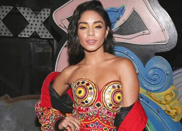 Vanessa Hudgens sorprende con foto en traje de baño en la nieve