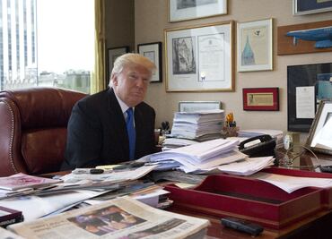 Jueza pide a Trump precisar demanda en la que pide supervisión independiente