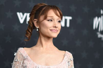 ¿Qué le pasó a Ariana Grande? Su apariencia preocupa a los fans y surgen rumores sobre su salud
