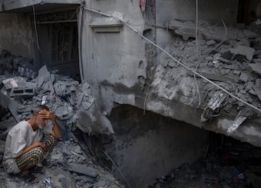 Israel insta a Hamás a rendirse mientras se actualiza la cifra de muertos en Gaza a 18 mil