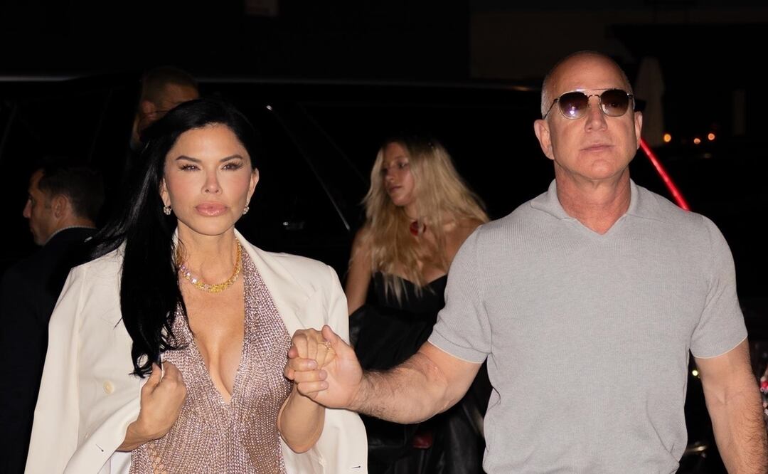 Lauren Sánchez deja a la vista su lencería con vestido traslúcido durante una salida nocturna con Jeff Bezos. Foto: The Grosby Group