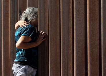 Cancelan abrazo migrante en frontera por negativa de autoridades