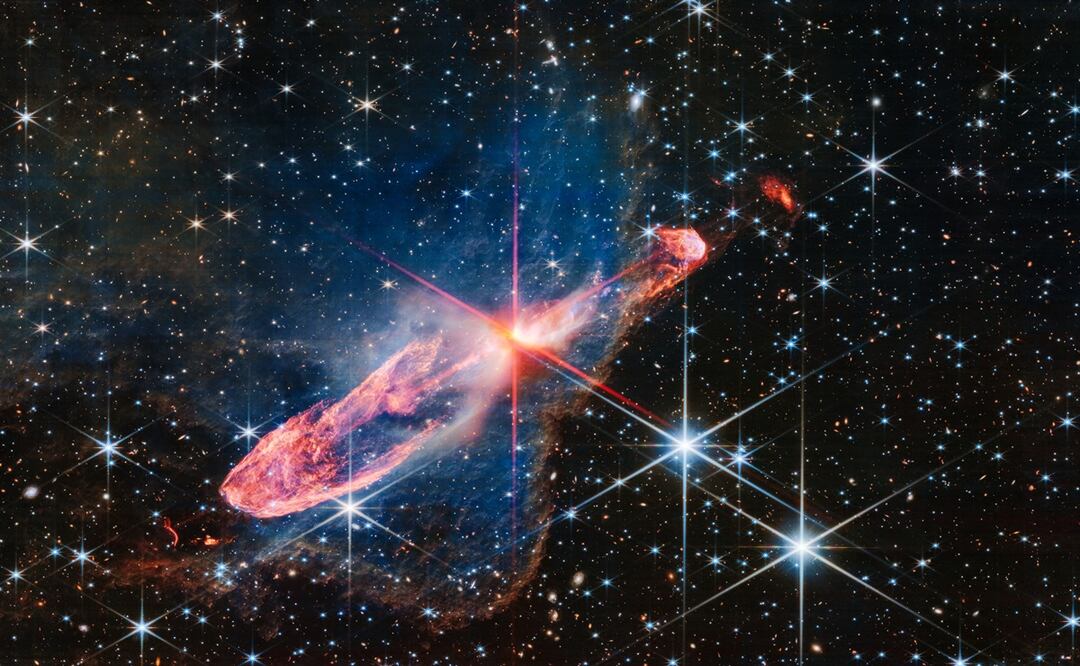 El telescopio espacial James Webb ha logrado una imagen de alta resolución y en luz infrarroja de dos estrellas jóvene. Foto: EFE/ NASA ESA? CSA? J. Depasquale