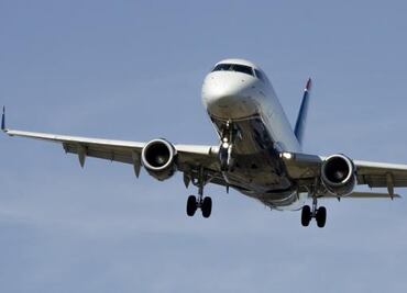 ¿Cómo evitar la sensación de los “oídos tapados” al viajar en avión?