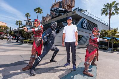 Checo Pérez se une a los superhéroes en Avengers Campus de Disney California Adventure