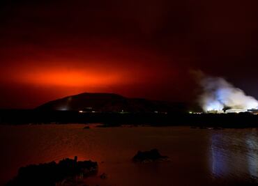 Islandia registra mil sismos y aumenta el peligro de erupción volcánica