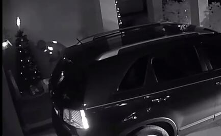 Video. Repartidor de Amazon roba paquete tras simular entrega