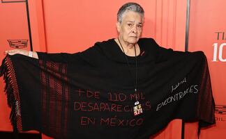 "Hasta encontrarles"; madre mexicana buscadora protesta en Gala TIME 100
