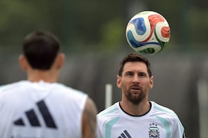 Messi apunta al triunfo en su sexto Mundial: Scaloni confirma que será fundamental para Argentina