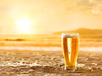 Aumenta precio de cerveza en México ante demanda por olas de calor