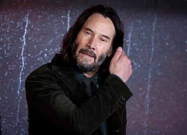 Lo más tierno que verás hoy. Keanu Reeves se declara “rey de los cachorros” en programa de TV