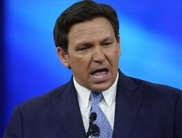 Gobernador de Florida promete una ley para portar armas sin permisos