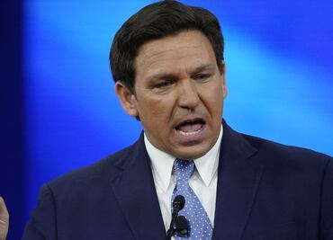Gobernador de Florida promete una ley para portar armas sin permisos