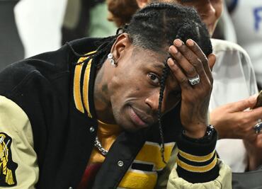 Travis Scott, ex de Kylie Jenner, arrestado en París tras altercado con seguridad en hotel de lujo. VIDEO
