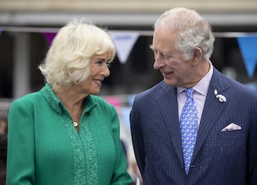 El Rey Carlos III y la reina Camila asistirán al oficio de Pascua; ¿Kate y William acudirán?