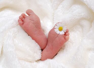 Mujer de Ohio da a luz mientras permanece grave por Covid-19