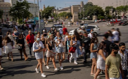 Covid. Aumentan contagios entre jóvenes en España; retomarían restricciones