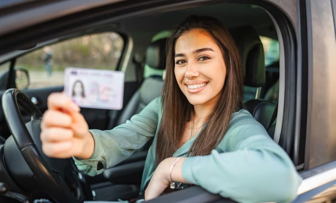 Licencia de conducir permanente. ¿Quiénes no pueden solicitar este documento en la CDMX? Foto: Canva