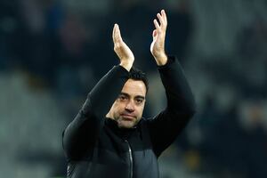 OFICIAL: Xavi se va del Barcelona. ¿Quién tomará el mando? ¿Y Rafa Márquez?