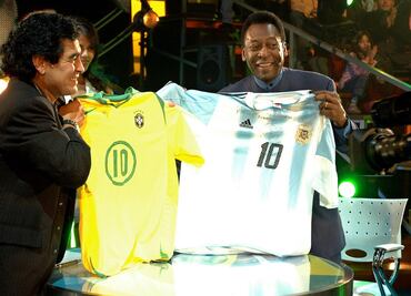 "Un día en el cielo jugaremos juntos"; el mensaje que Pelé envió a Maradona