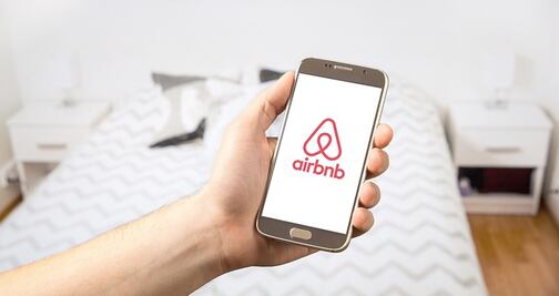 Airbnb se une con Atlas Obscura para experiencias de viaje