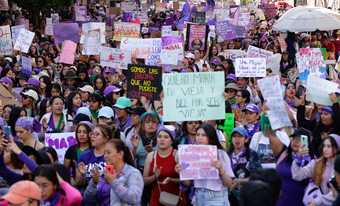 Marcha 8 de marzo 2025. Rutas, horarios y cierres de metro en la CDMX. Foto: Fernanda Rojas/ El Universal