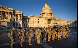 FBI teme ataques internos en toma de Biden; investigan a la Guardia Nacional