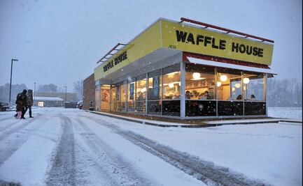 Cliente de restaurante dispara a empleado en EU en pleito por cubreboca