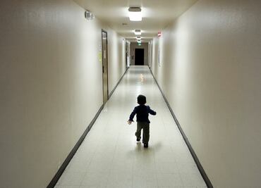 Investigarán presunto abuso a niños en centro migratorio de Texas